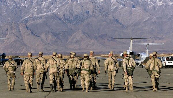 Американские военнослужащие в авиабазе Баграм, Афганистан, фото из архива - Sputnik Азербайджан