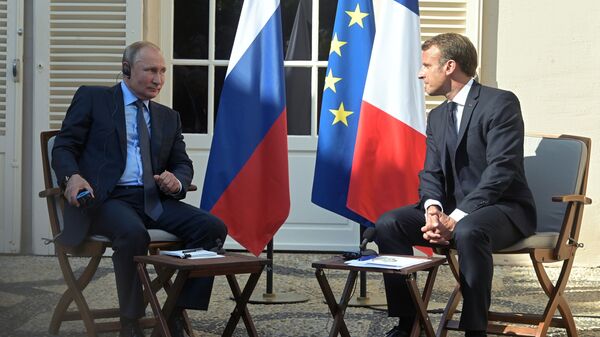 Рабочий визит президента РФ В. Путина во Францию - Sputnik Азербайджан