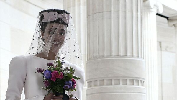 Наряд невесты от Chanel - Sputnik Азербайджан