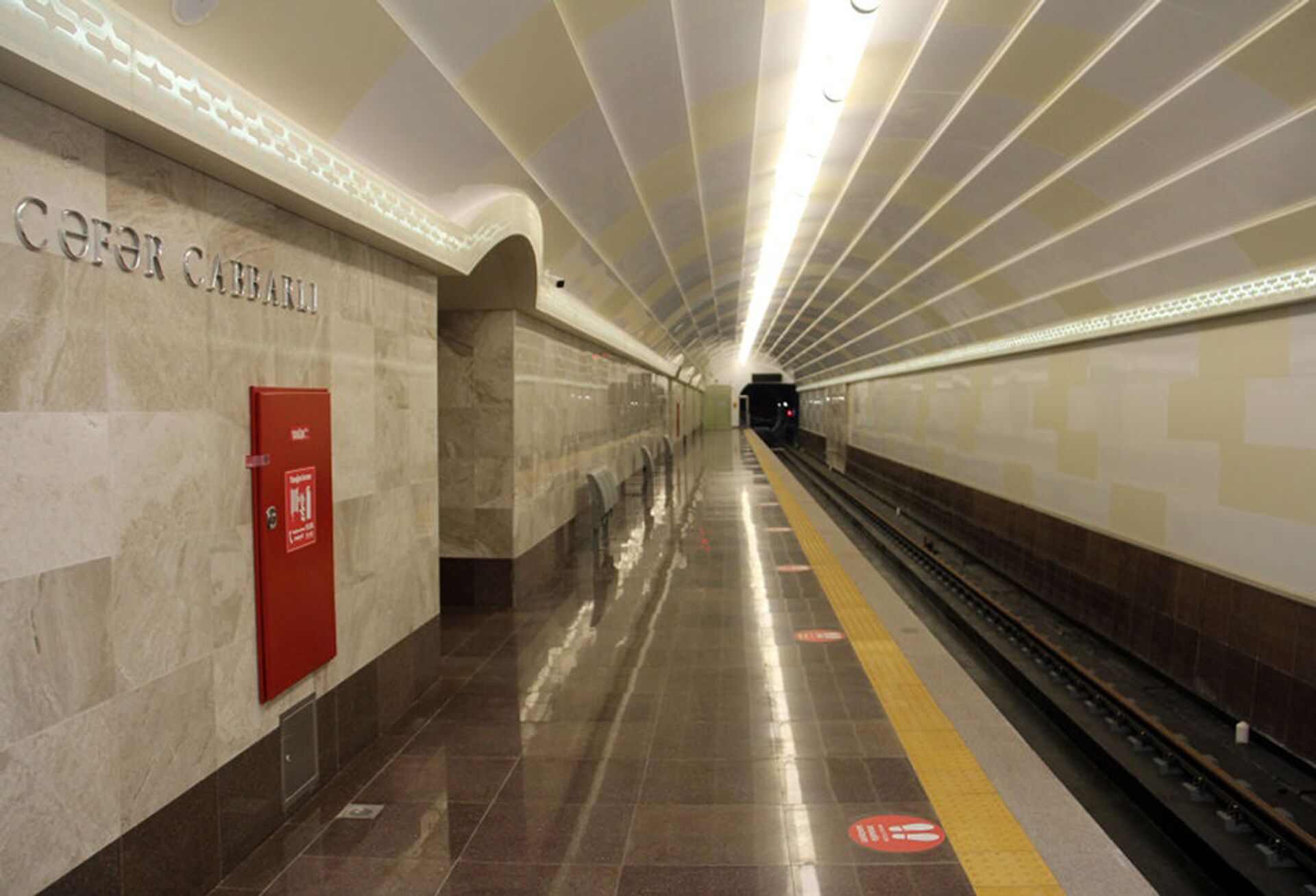 İki metro stansiyasını birləşdirən yol təmirə bağlanır - Sputnik Azərbaycan, 1920, 12.07.2021