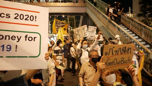 Акции протеста по всему Токио: японцы не хотят олимпийских игр - Sputnik Азербайджан