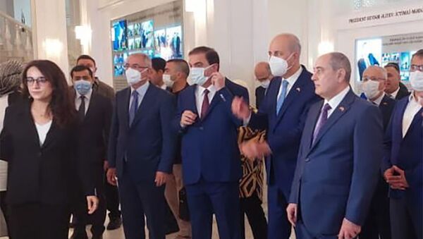 Правящие партии Азербайджана и Турции проводят конференцию в Гяндже. - Sputnik Азербайджан