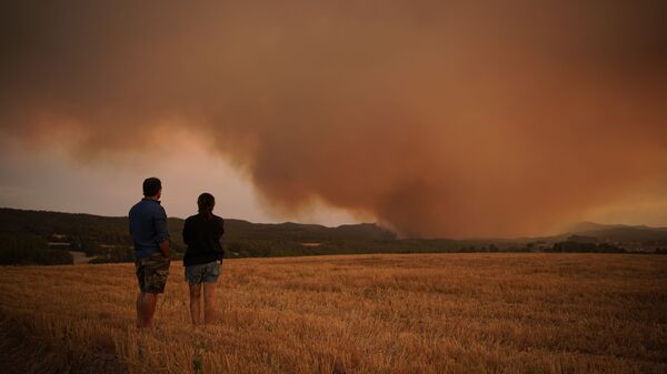 Лесной пожар в Каталонии, Испания - Sputnik Азербайджан