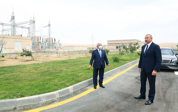 Prezident İlham Əliyev əsaslı şəkildə yenidən qurulan “Abşeron” yarımstansiyasının açılışında - Sputnik Азербайджан