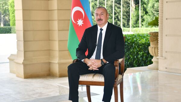 Azərbaycan Prezidenti İlham Əliyev “CNN Türk” televiziya kanalına müsahibəsi zamanı - Sputnik Азербайджан