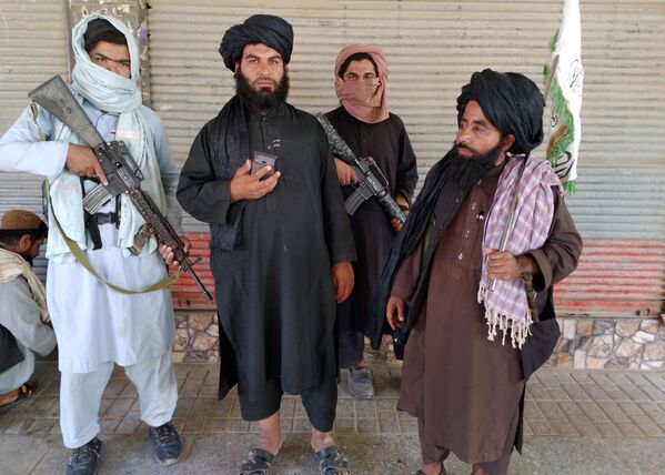 Боевики движения Талибан (террористическая группировка, запрещенная в РФ) в Афганистане. - Sputnik Азербайджан