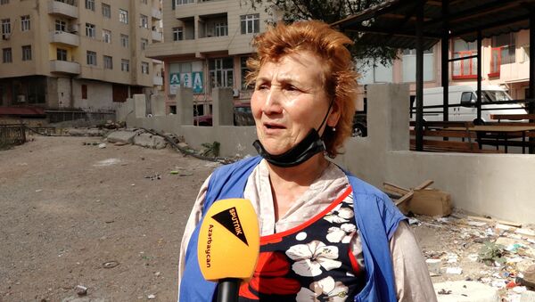 Как бекская внучка стала уборщицей и прославилась своим голосом - Sputnik Азербайджан