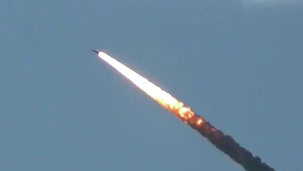 ВКС РФ успешно испытали новую противоракетную систему ПРО - видео - Sputnik Азербайджан