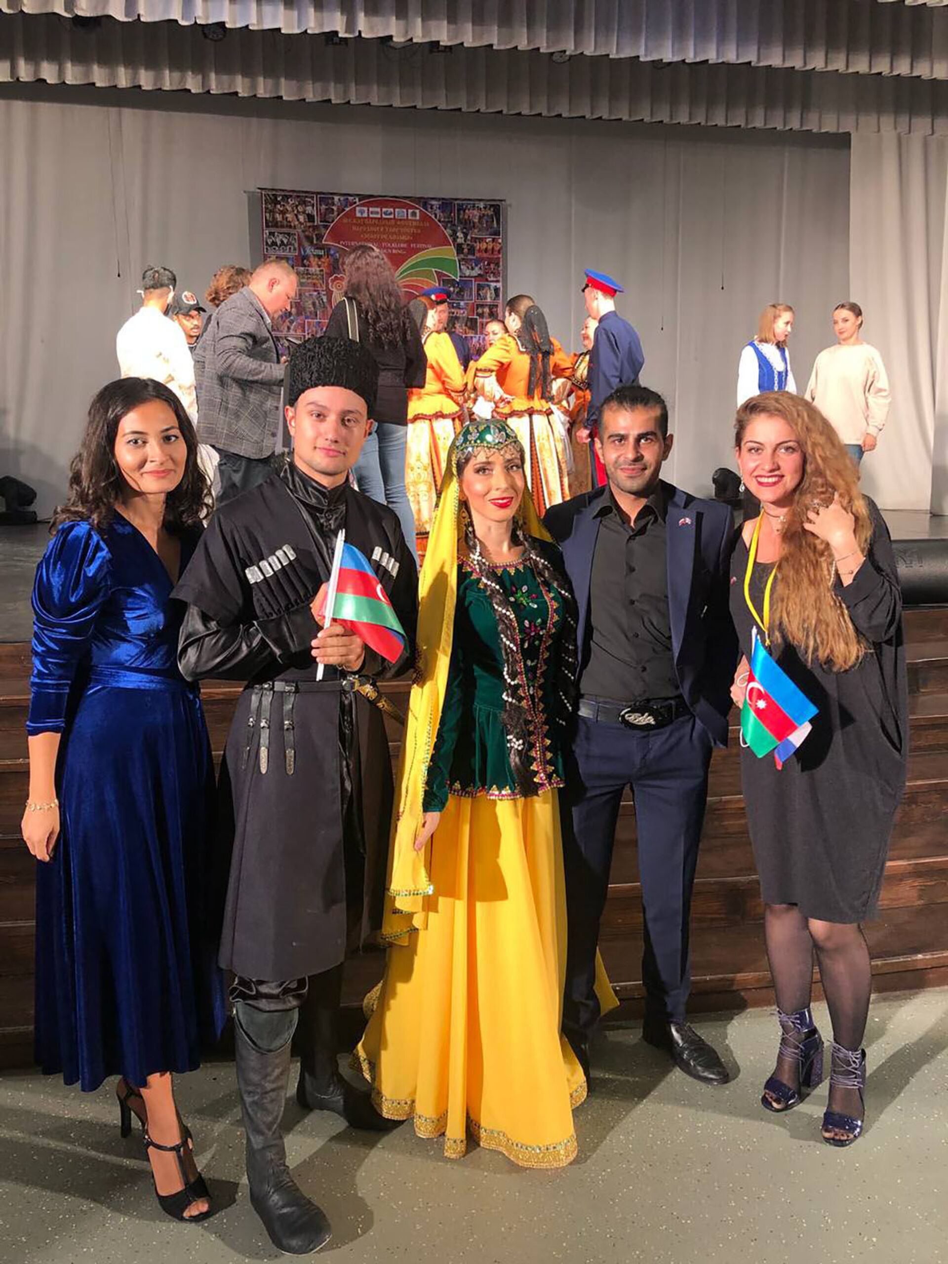 Азербайджанские танцоры поразили своим талантом российскую публику - Sputnik Азербайджан, 1920, 28.09.2021