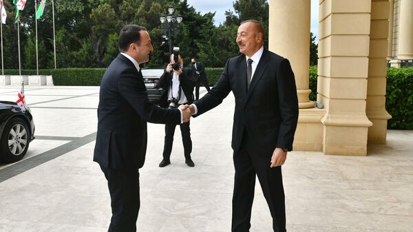 Президент Азербайджана Ильхам Алиев и премьер-министр Грузии Ираклий Гарибашвили - Sputnik Азербайджан