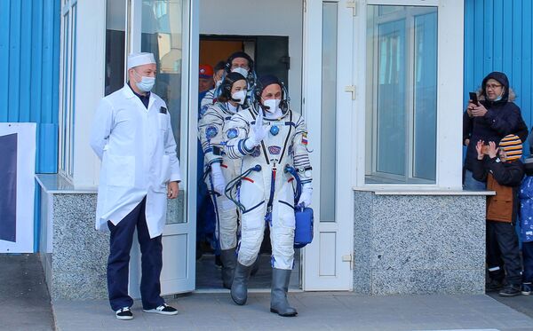 Впервые в истории корабль &quot;Союз&quot; будет пилотировать к МКС один командир без помощи профессионального бортинженера. - Sputnik Азербайджан