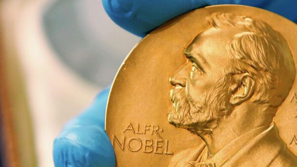 Золотая медаль Нобелевской премии, фото из архива - Sputnik Азербайджан