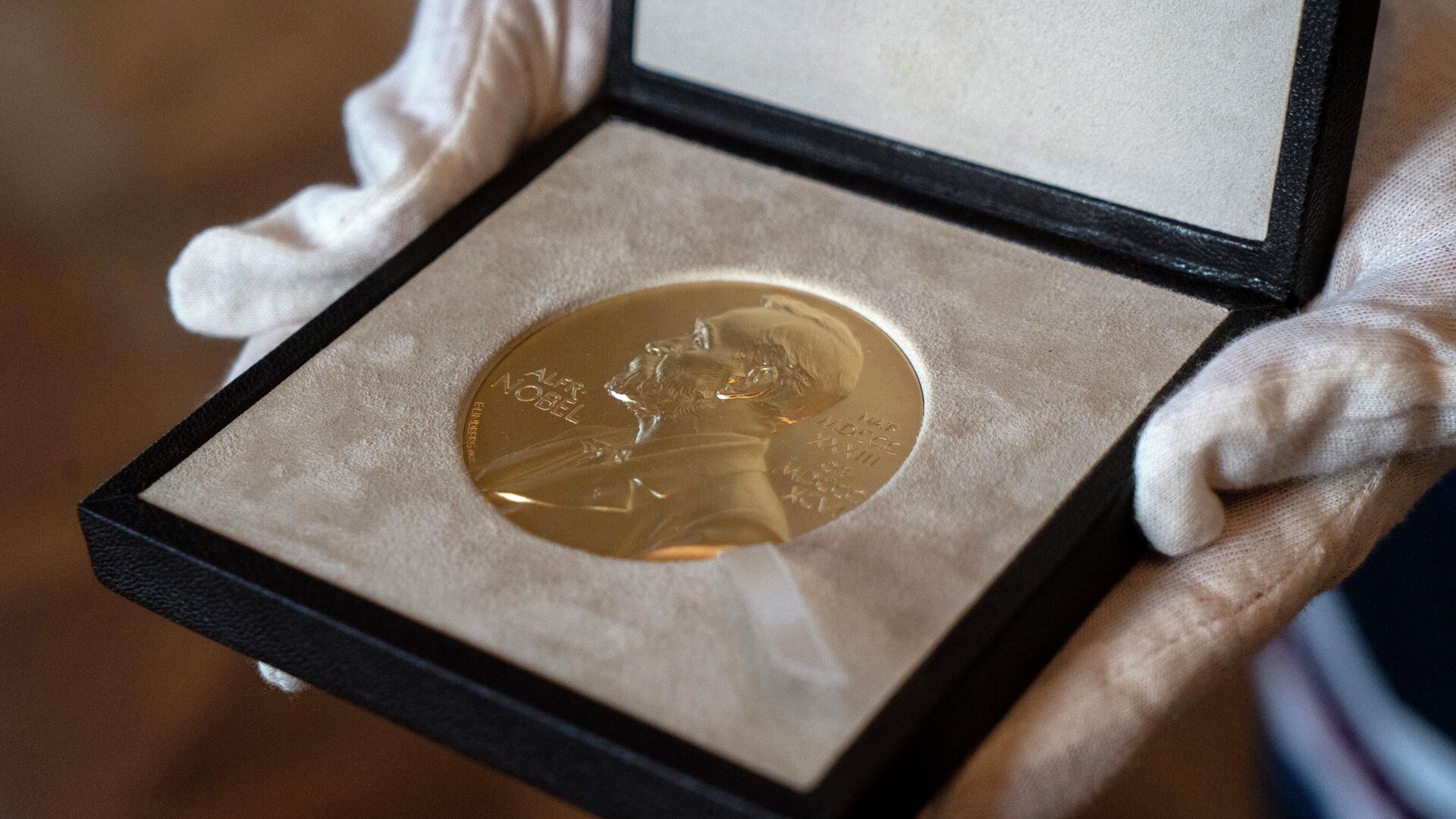 Медаль Нобелевской премии, фото из архива - Sputnik Азербайджан, 1920, 07.10.2022