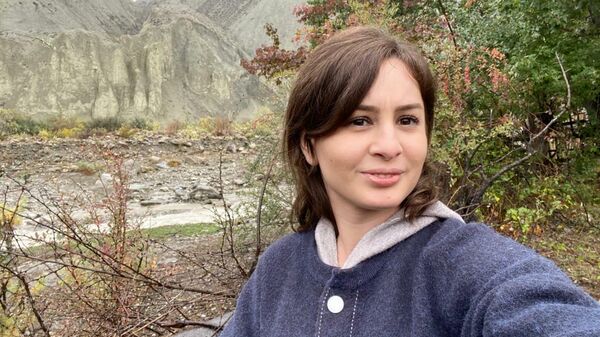 25-летняя учительница Лала Ибрагимова - Sputnik Азербайджан