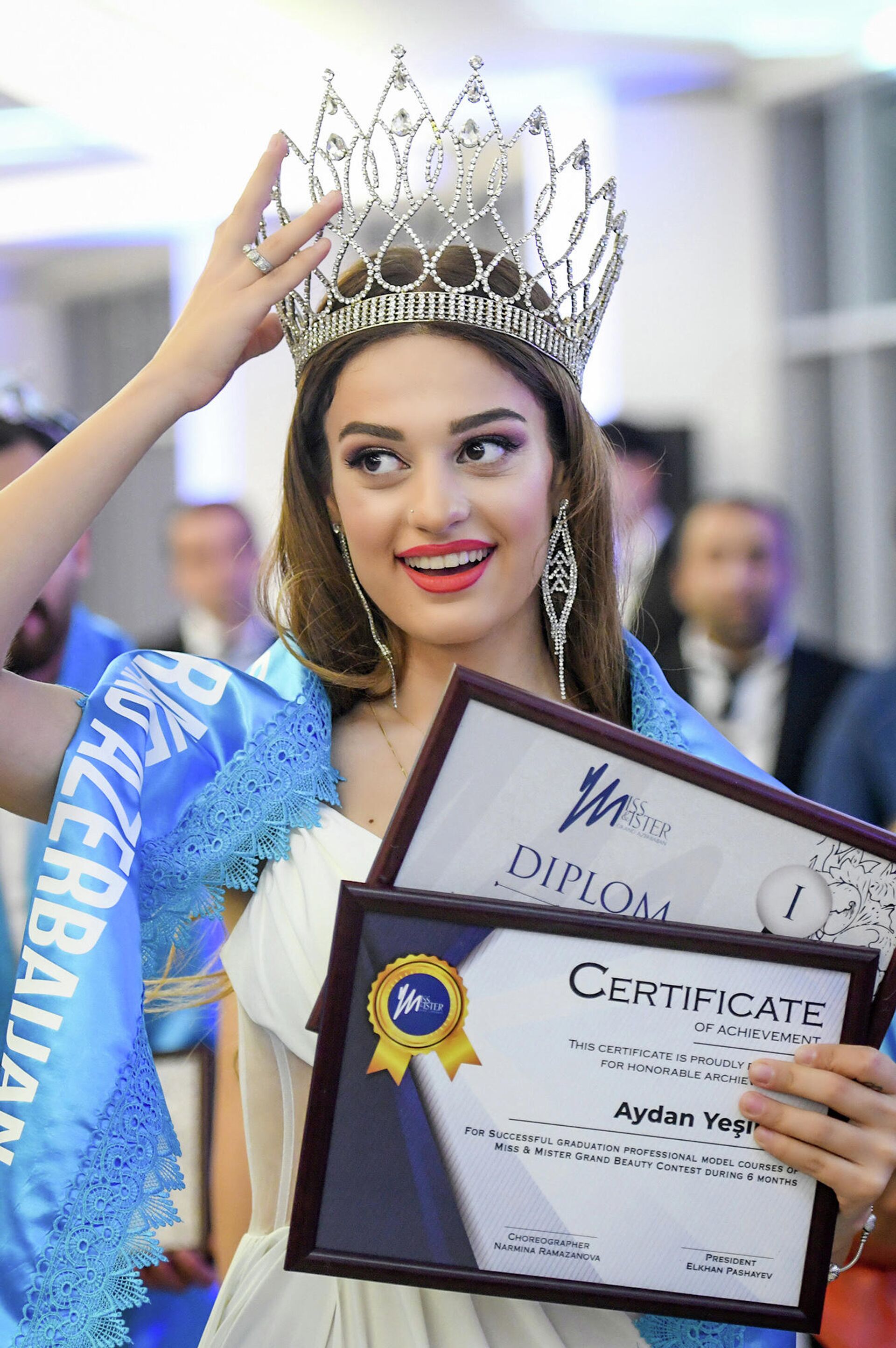 Miss Grand Azerbaijan-2021 Айдан Йешилдаг - Sputnik Азербайджан, 1920, 26.10.2021