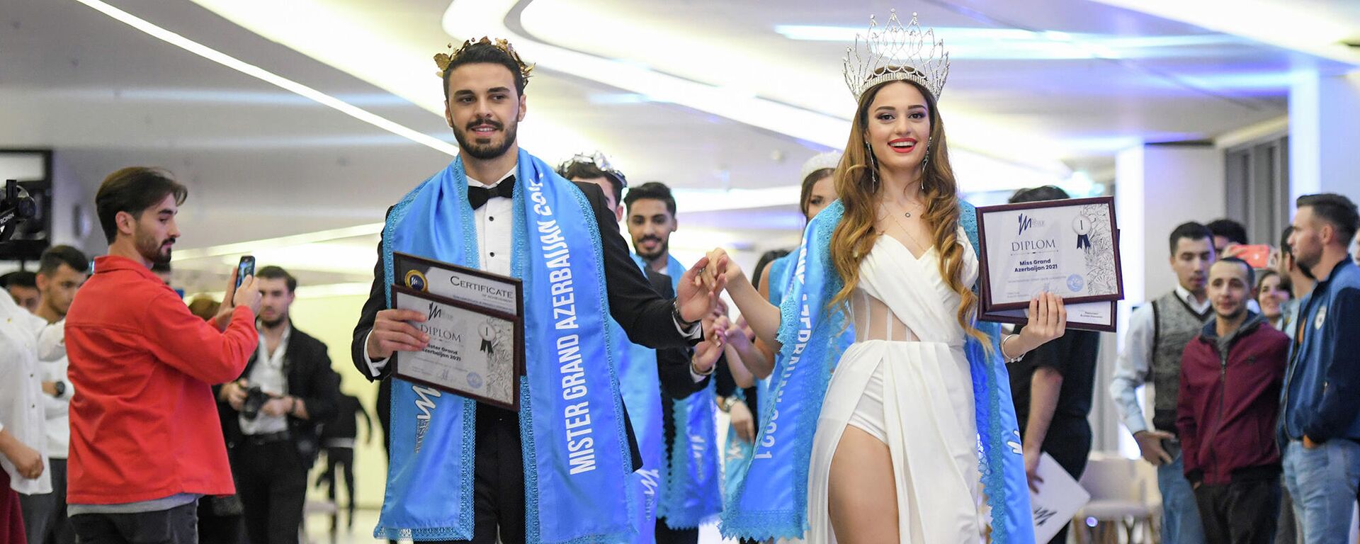 Miss Grand Azerbaijan-2021 Айдан Йешилдаг и Mister Grand Azerbaijan Хагани Гусейнов - Sputnik Азербайджан, 1920, 26.10.2021