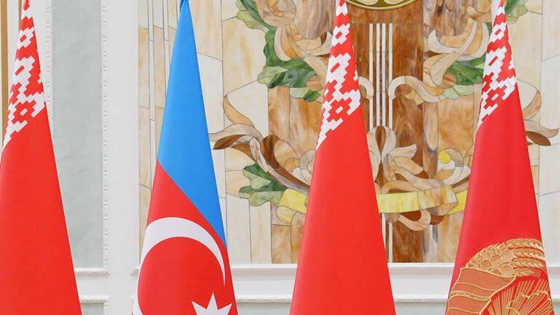 Флаг Азербайджана и Беларуси - Sputnik Азербайджан, 1920, 30.05.2022