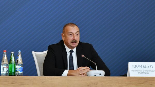 Prezident İlham Əliyev VIII Qlobal Bakı Forumunda - Sputnik Azərbaycan