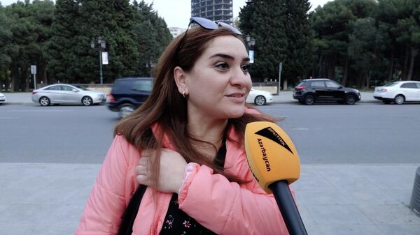 Азербайджанские теле- и радиоканалы: доволен ли ими зритель - видеоопрос - Sputnik Азербайджан