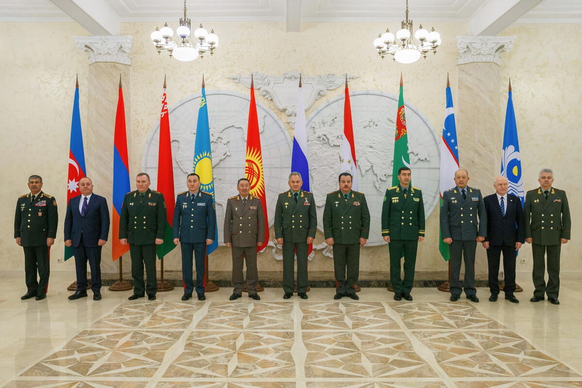 Заседание Совета министров обороны государств - участников СНГ - Sputnik Азербайджан, 1920, 10.11.2021
