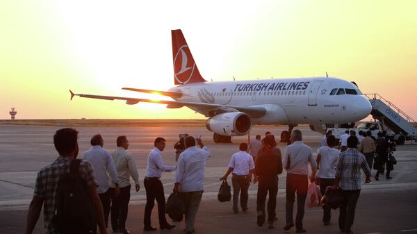 Самолет Turkish Airlines в Ираке - Sputnik Азербайджан