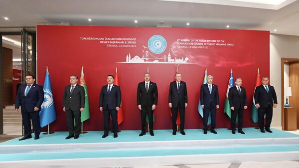Президент Азербайджана Ильхам Алиев на саммите Совета сотрудничества тюркоязычных государств - Sputnik Азербайджан