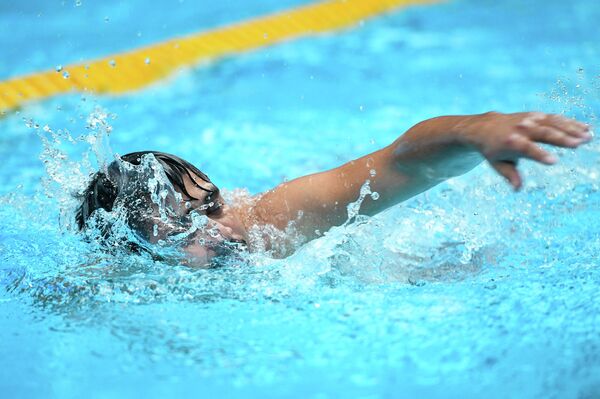 Соревнования по плаванию среди журналистов. - Sputnik Азербайджан