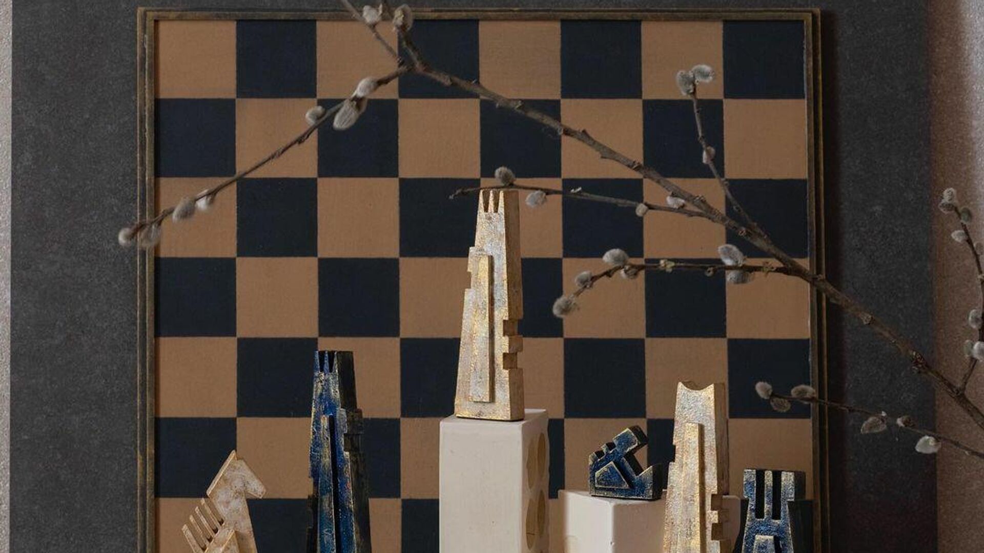 Азербайджанская художница Вюсаля Агаразиева создала уникальные шахматы под названием «Гала» - Sputnik Азербайджан, 1920, 16.11.2021