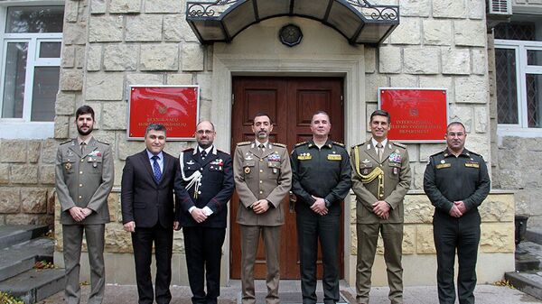 Штабные переговоры между делегациями министерства обороны Азербайджанской Республики и Генштаба Италии - Sputnik Азербайджан