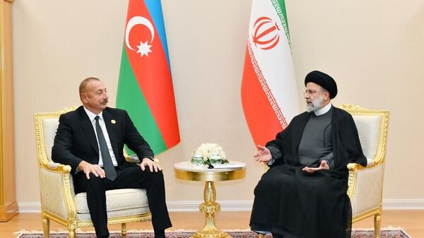 Prezident İlham Əliyev və İran Prezidenti Seyid İbrahim Rəisi  - Sputnik Azərbaycan