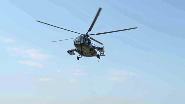 DSX-nın Mi-8 helikopteri, arxiv şəkli - Sputnik Azərbaycan
