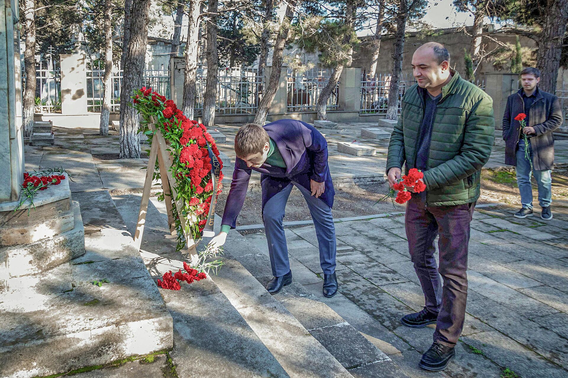 Церемония возложения цветов ко Дню Неизвестного Солдата состоялась в Баку - Sputnik Азербайджан, 1920, 03.12.2021