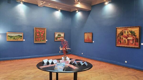 Персональная выставка Юсифа Мирзы в Галерее искусств Музейного центра - Sputnik Азербайджан