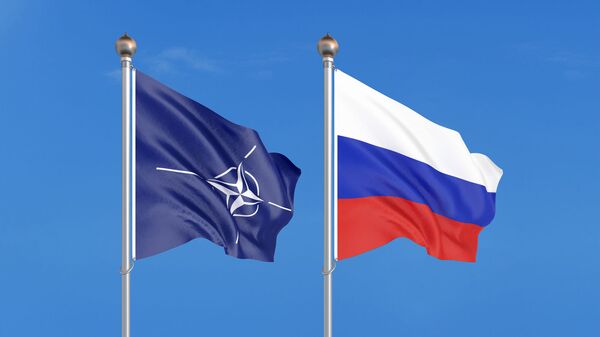 Флаги НАТО и России - Sputnik Азербайджан