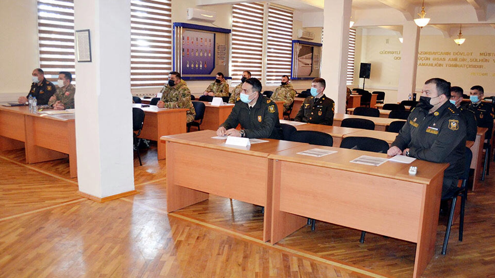 В Военной академии Вооруженных сил проходит учебный курс НАТО - Sputnik Азербайджан, 1920, 08.02.2022