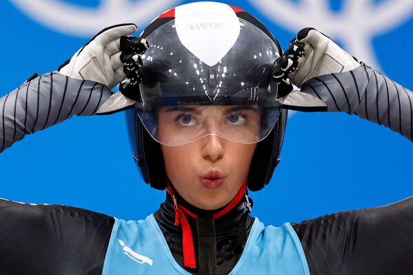 Ханна Прок из Австрии на Олимпийских играх 2022 года в Пекине. - Sputnik Азербайджан