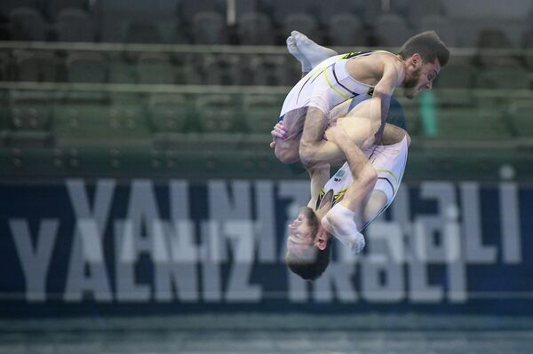 Также в воскресенье определятся призеры синхронных прыжков среди женщин и мужчин. - Sputnik Азербайджан