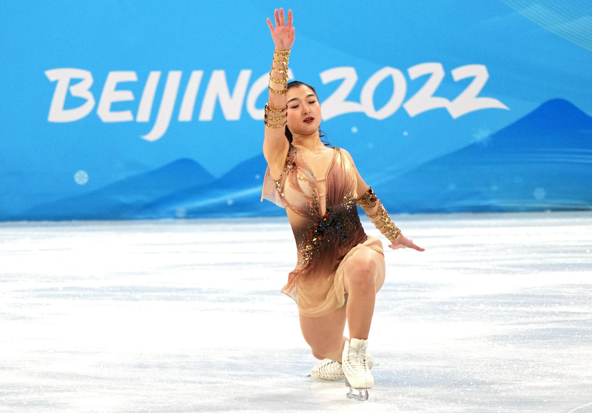Каори Сакамото (Япония) выступает в короткой программе женского одиночного катания на соревнованиях по фигурному катанию на XXIV зимних Олимпийских играх в Пекине - Sputnik Азербайджан, 1920, 16.02.2022