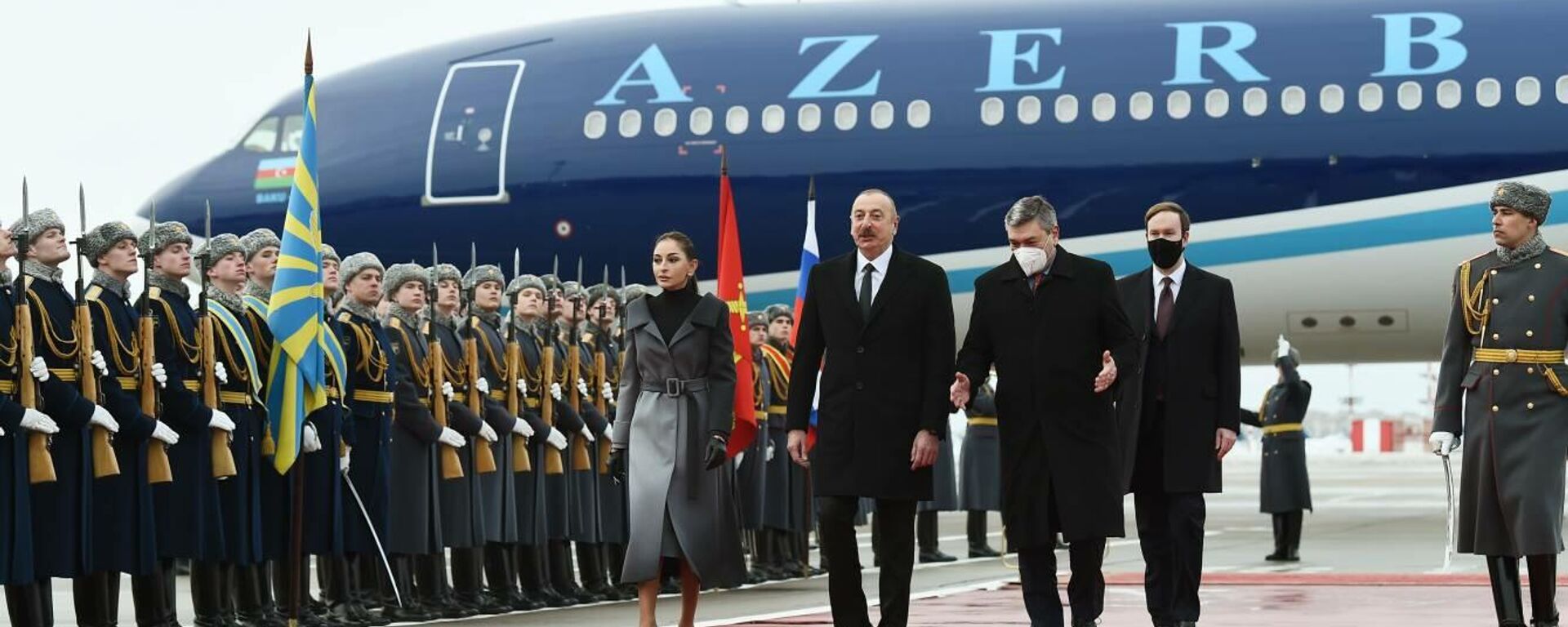 Ильхам Алиев прибыл с визитом в Россию - Sputnik Азербайджан, 1920, 21.02.2022