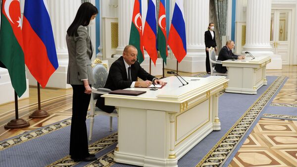 Президент РФ В. Путин провел переговоры с президентом Азербайджана И. Алиевым - Sputnik Азербайджан