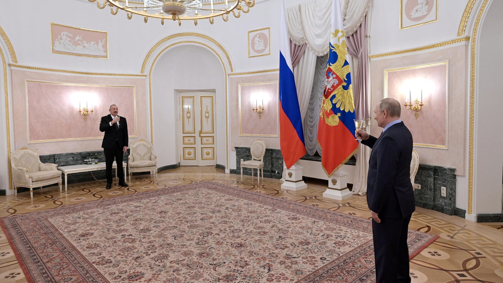 Президент РФ В. Путин провел переговоры с президентом Азербайджана И. Алиевым - Sputnik Азербайджан, 1920, 24.02.2022