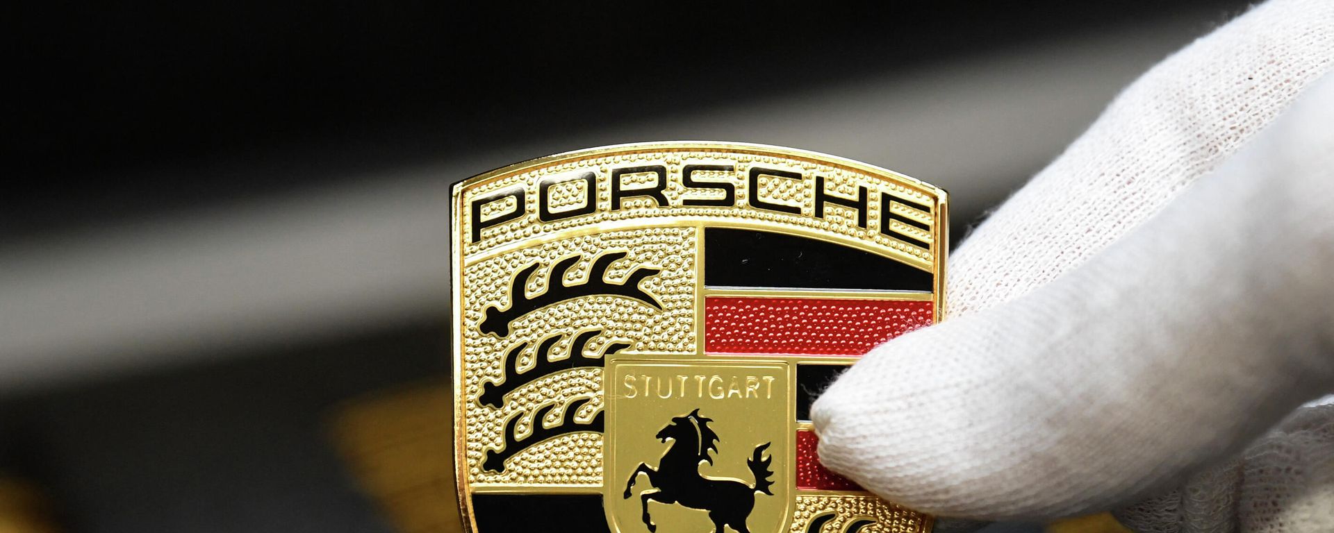 Логотип Porsche, фото из архива - Sputnik Азербайджан, 1920, 28.07.2026
