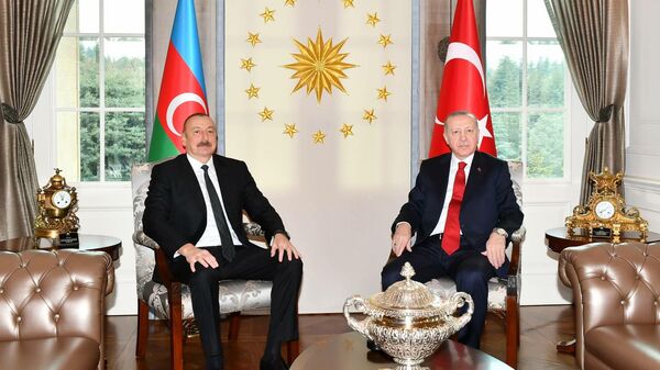 Президент Азербайджана Ильхам Алиев и президент Турции Реджеп Тайип Эрдоган, фото из архива - Sputnik Азербайджан