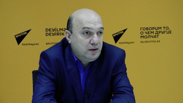 Почему азербайджанские футбольные тренеры не учатся у иностранных специалистов? - Sputnik Азербайджан