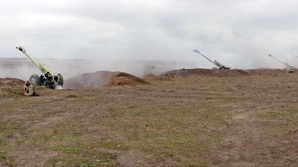 Азербайджанские артиллеристы выполнили огневые задачи - Sputnik Азербайджан