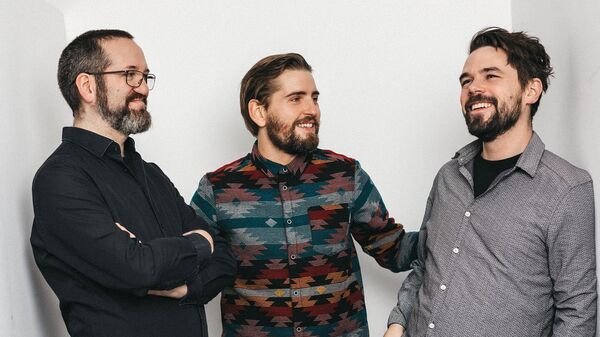 Всемирно известная немецкая группа Pablo Held Trio вместе с заслуженным артистом Азербайджана Раином Султановым - Sputnik Азербайджан
