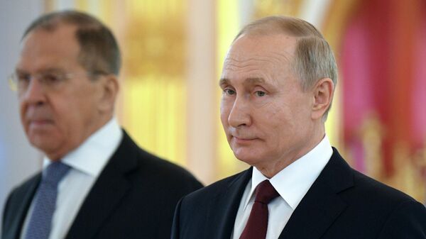 Vladimir Putin və Sergey Lavrov - Sputnik Azərbaycan