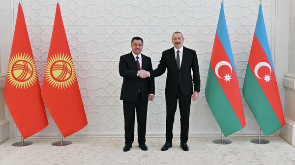 Церемония официальной встречи Президента Кыргызской Республики Садыра Жапарова - Sputnik Азербайджан