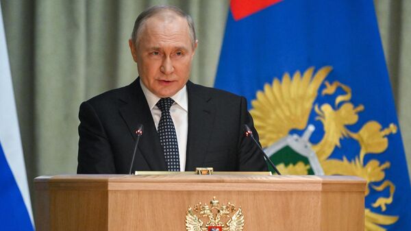 Президент РФ Владимир Путин - Sputnik Азербайджан