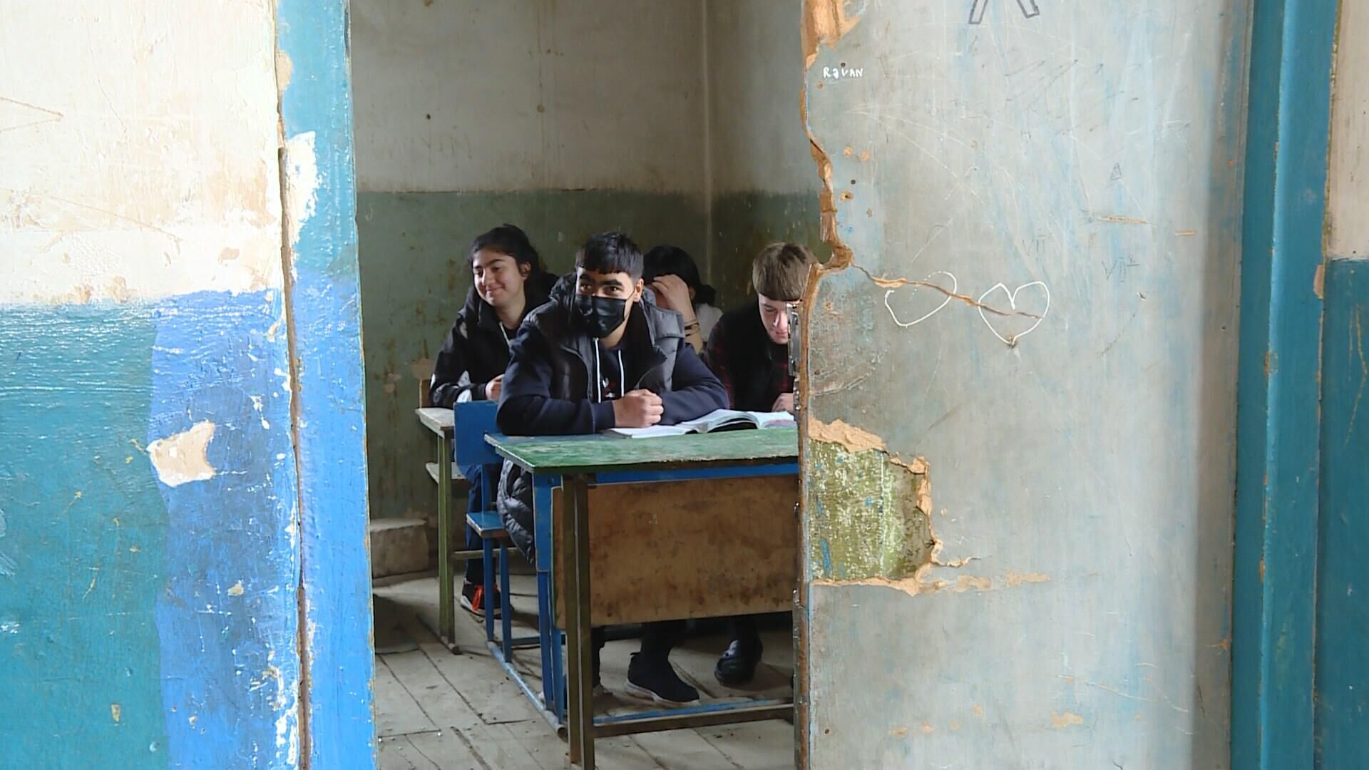 Средняя школа в номер 1 в селе Ашагы Гушчу Товузского района  - Sputnik Азербайджан, 1920, 02.05.2022